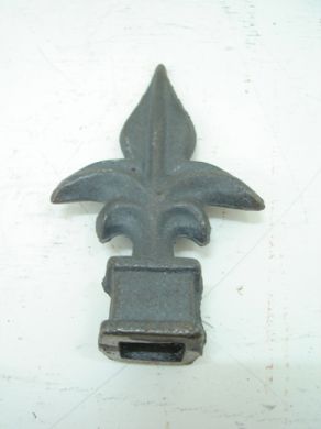 Cast Iron Spear Head Loto S/B