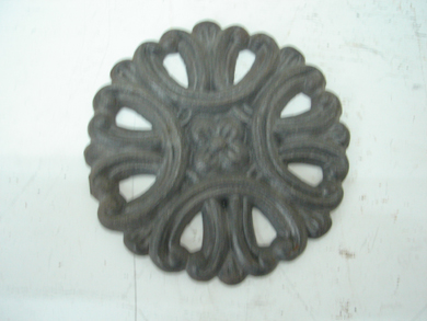 Cast Iron Design Chapeton De Cruz